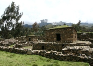 Complejo Arqueológico Ichic Willcahuaín