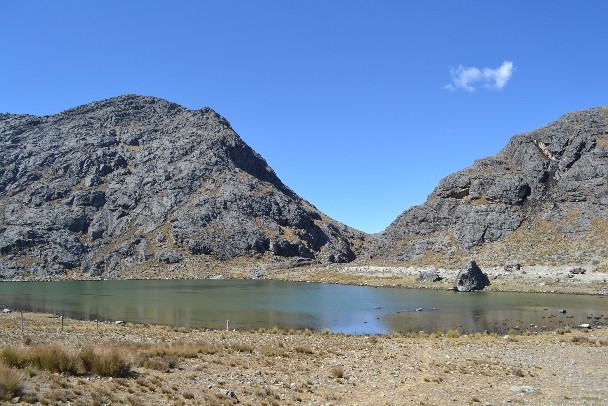 Laguna Tecllo – Cascapara – Yungay.