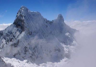 Nevado Chacraraju -Yungay