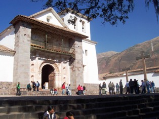 Templo de San Pedro Apostol de Andahuaylillas